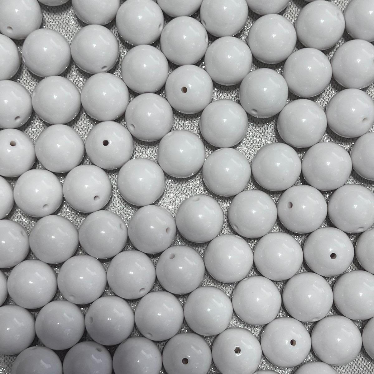 20mm White Acrylic Beads