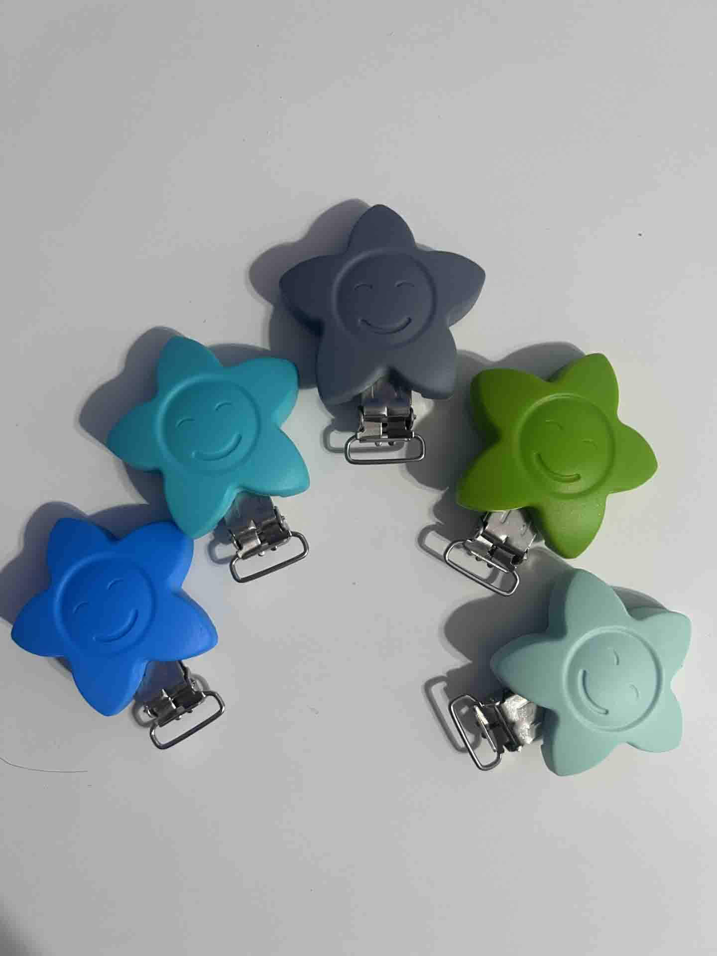 Wholesale Silicone Pacifier Clips
