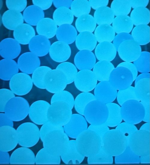 15mm blue glow in the dark beads