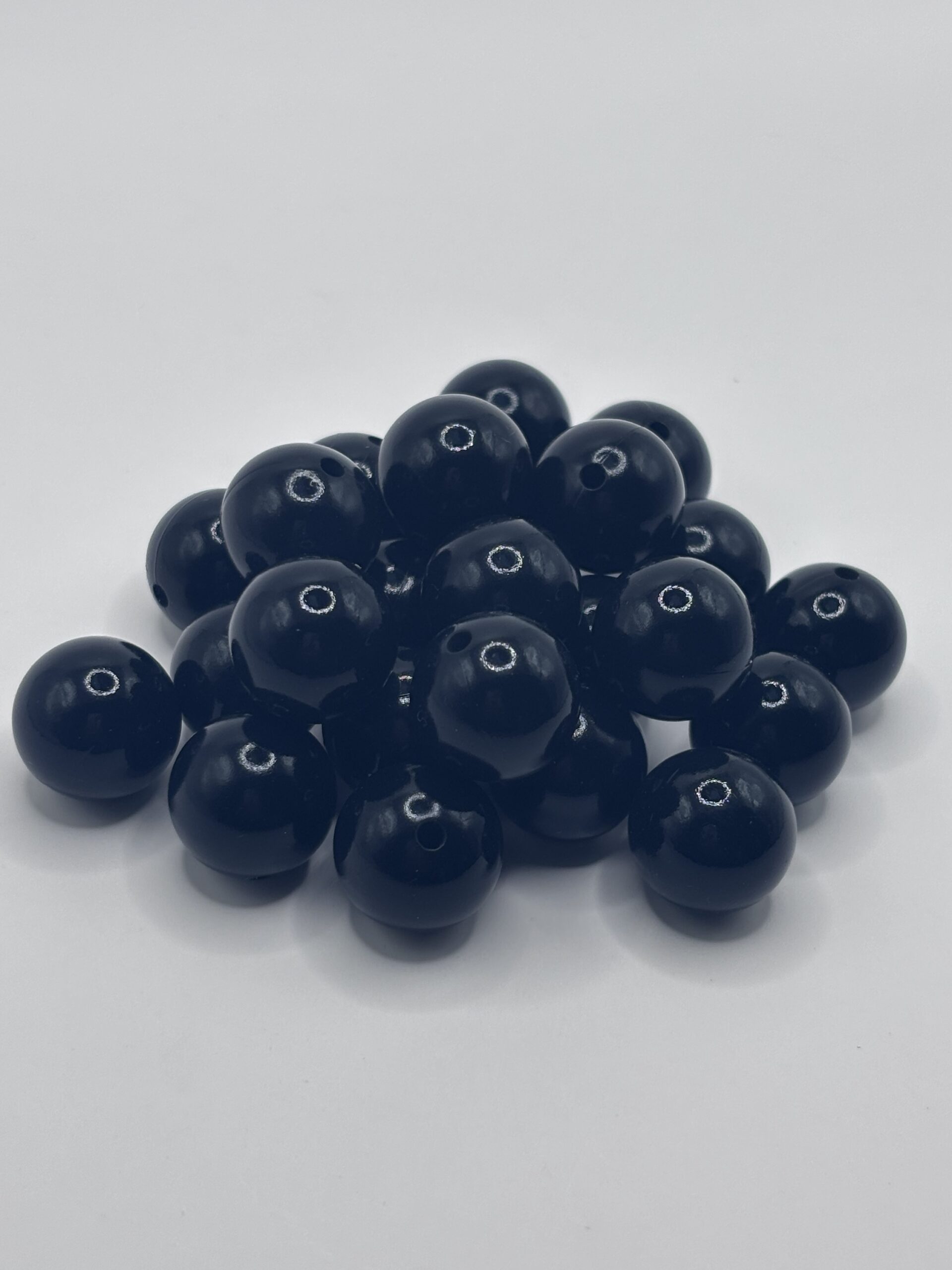 15mm glossy black silicone beads