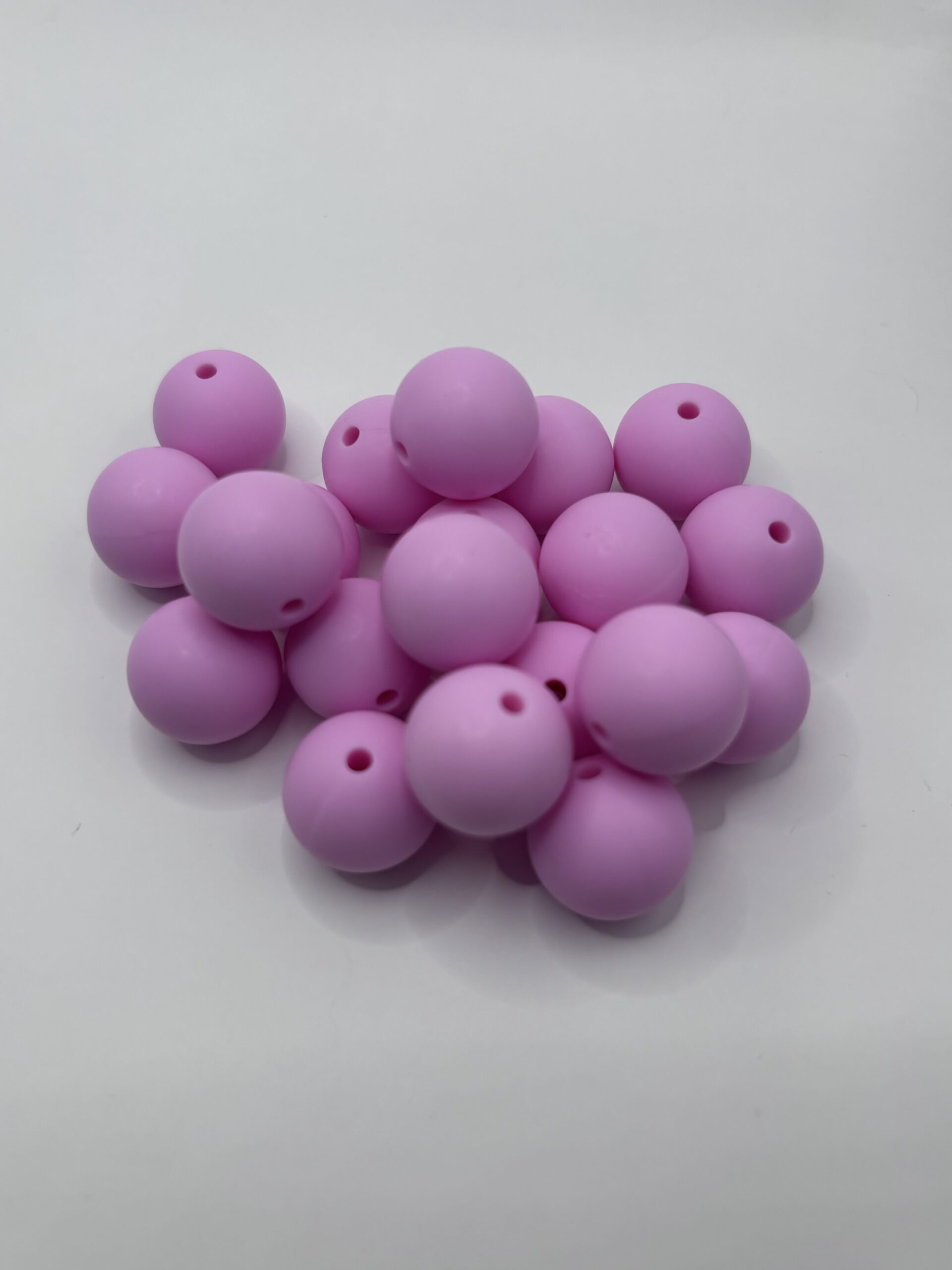 Silicone Round 15mm powder pink Beads