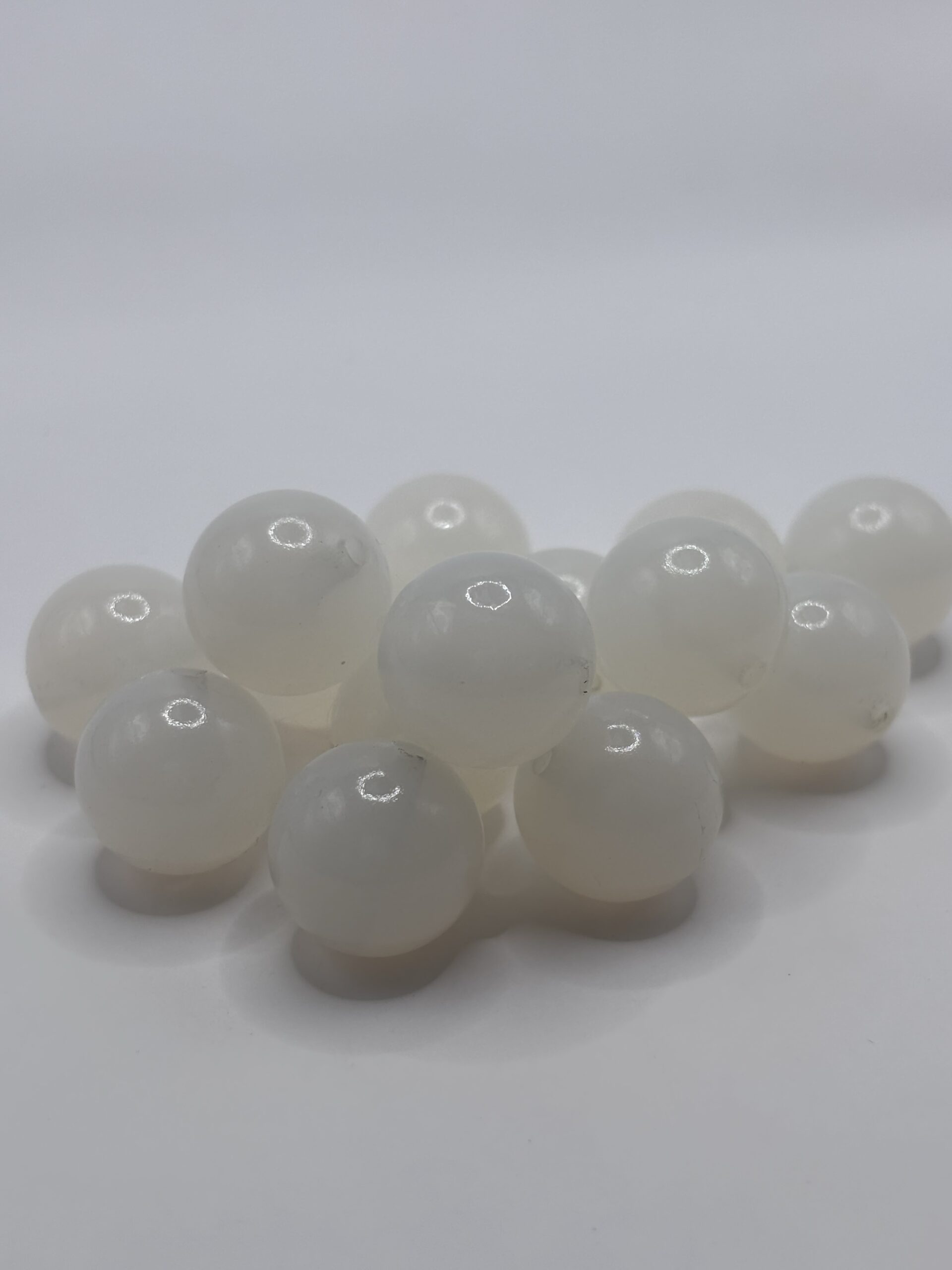 Silicone Round 15mm Glossy White Beads