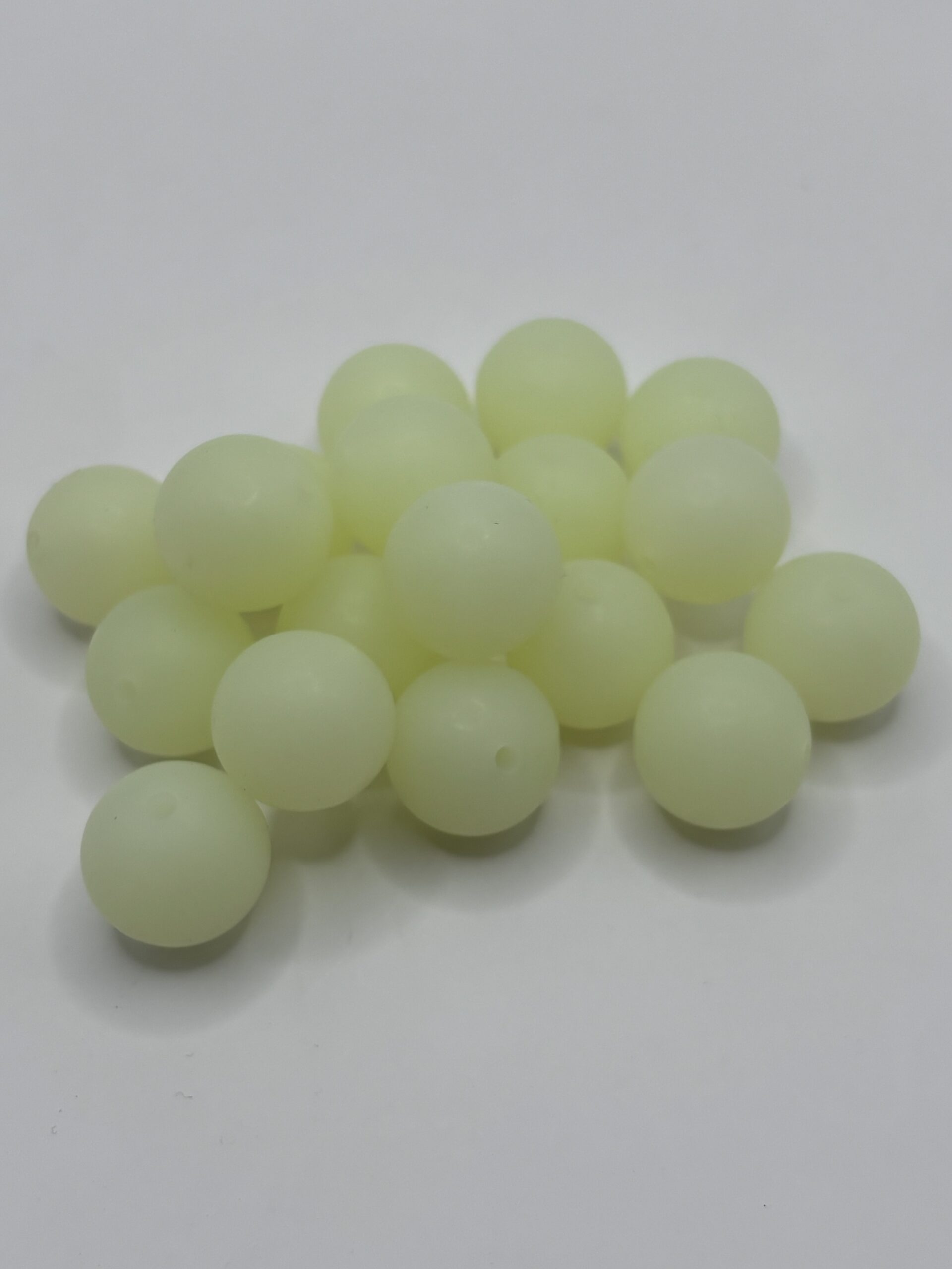 Silicone 15mm Yellow Glow in the Dark Beads